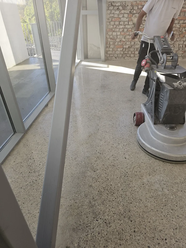 Tozsuz Beton Parlatma
