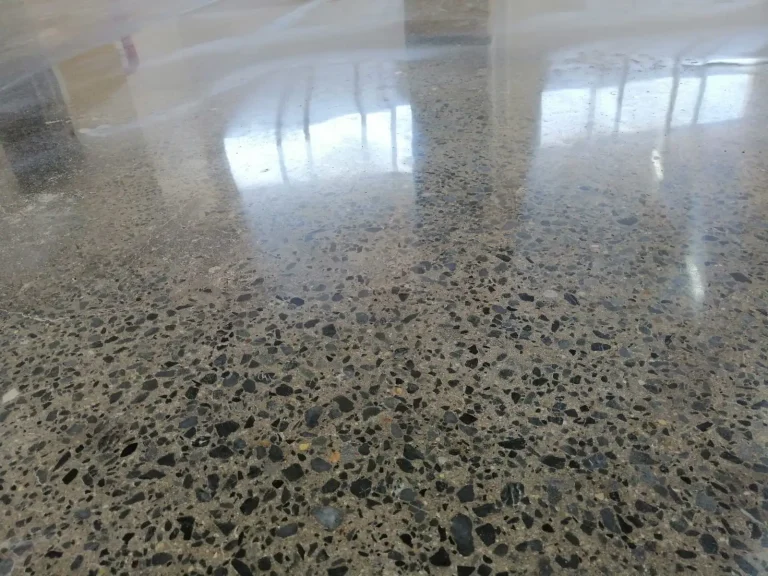 Modern Beton Parlatma