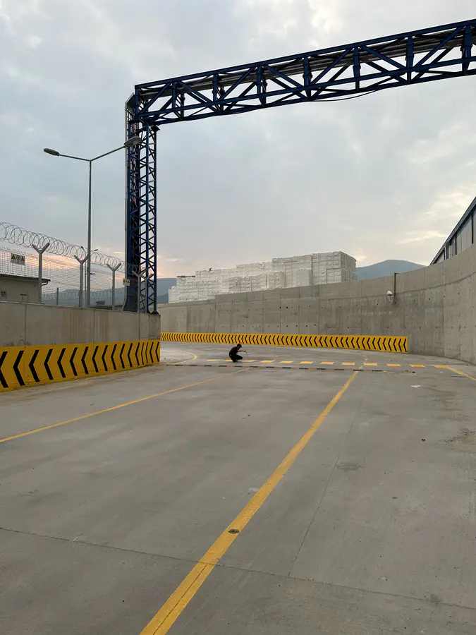 Fabrika & Dış Saha Çizgi Uygulamaları