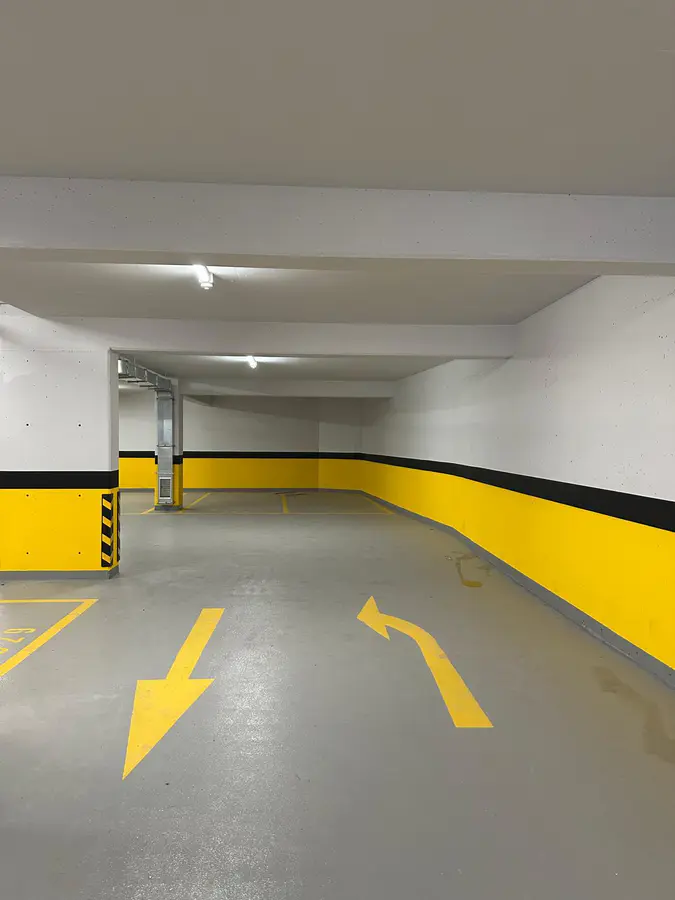 Kapalı Otopark Yol Çizgisi & Boyama