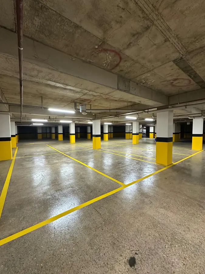 Kapalı Otopark Yol Çizgisi & Boyama