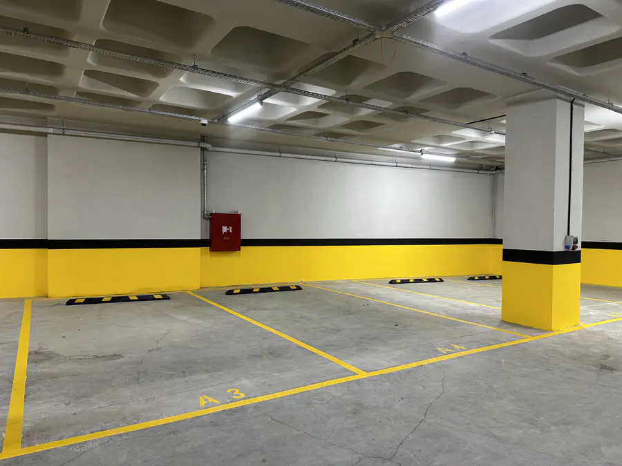 Kapalı Otopark Kolon, Duvar & Kuşak Boyama