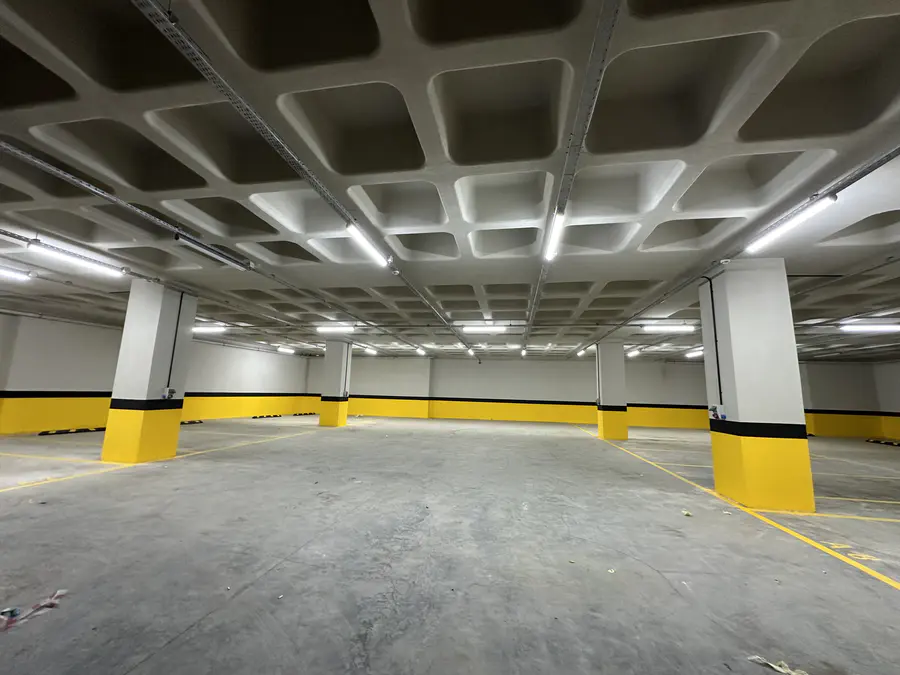 Kapalı Otopark Kolon, Duvar & Kuşak Boyama