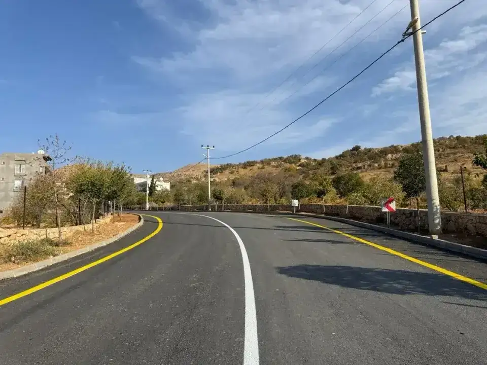 Tek Komponent Yol Çizgi Boyası